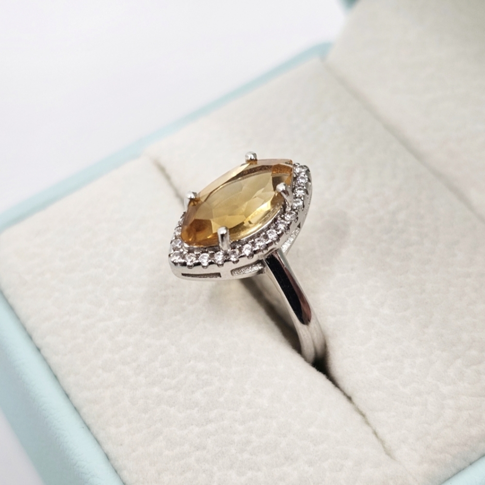 Champagne Topaz - Picture 3 of 5